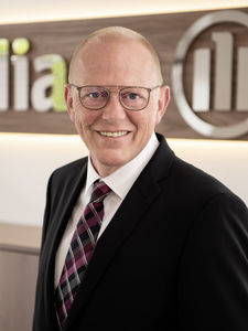 Bild vergr&ouml;&szlig;ern: Franz L&uuml;bbehusen