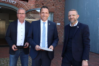 Bild vergrößern: Werner Fischer, Bürgermeister Mike Otte, Rolf Mähler