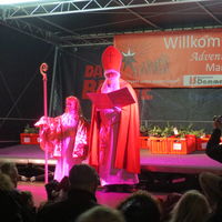 Bild vergr&ouml;&szlig;ern: Adventlicher Markt 2015-6